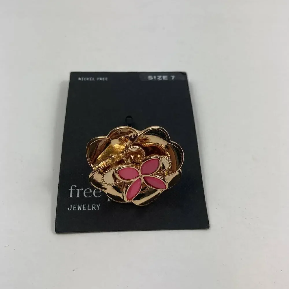 4/$25 NWT Free Press Statement flower ring - Picture 2 of 2